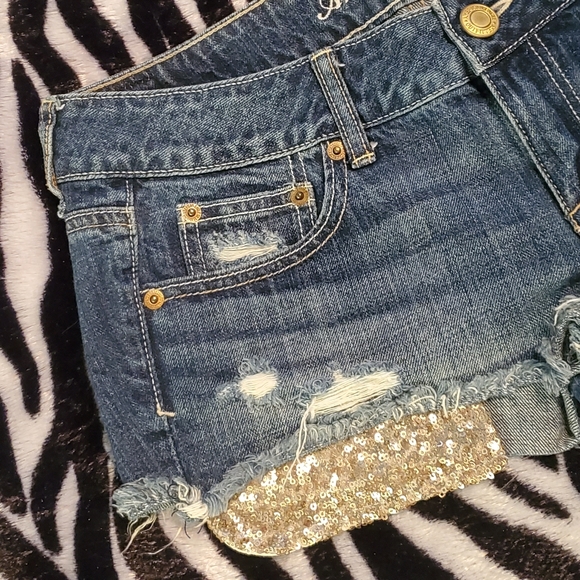 F21 Sequins Denim shorts - Picture 3 of 11